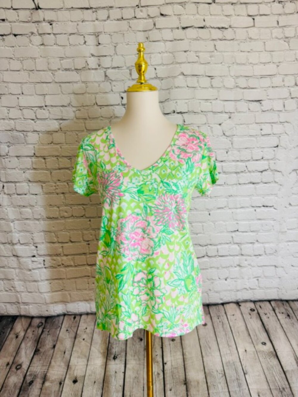 NWT Lilly Pulitzer Meredith Tee Lime Feeling Good Fauna Green Floral S Cotton